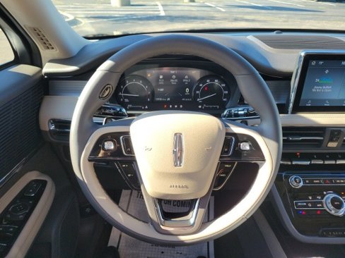 Certified 2022 Lincoln Corsair FWD image 25