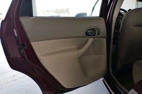Used 2007 Ford Focus SE image 26