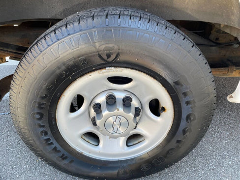 Used 2014 Chevrolet Express 2500 image 26