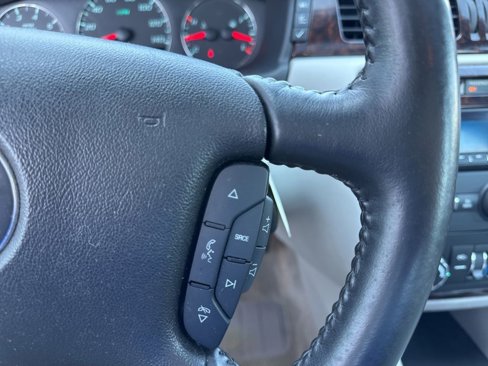 Used 2014 Chevrolet Impala LT w/ LT Sunroof Package image 28
