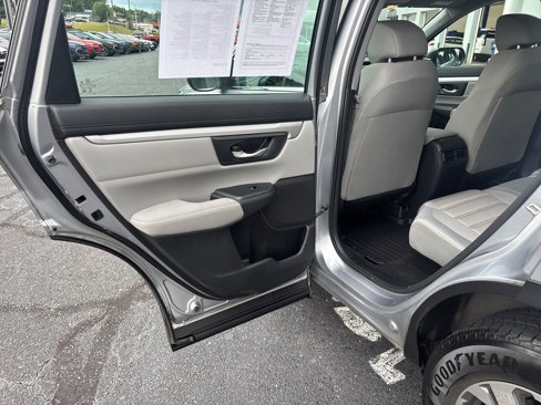 Used 2018 Honda CR-V LX image 30