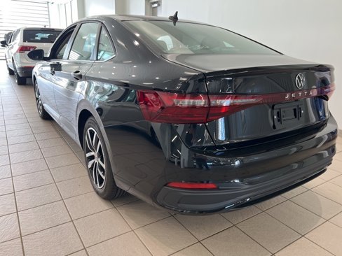 New 2026 Volkswagen Jetta SE image 5