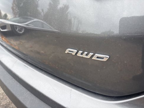 Used 2023 Ford Edge Titanium image 5