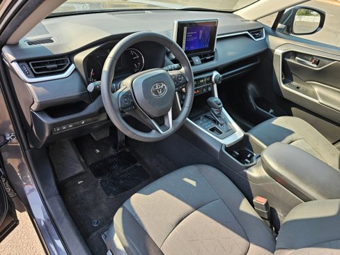 Used 2024 Toyota RAV4 XLE image 2