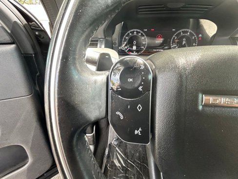 Used 2020 Land Rover Discovery Sport SE R-Dynamic image 22