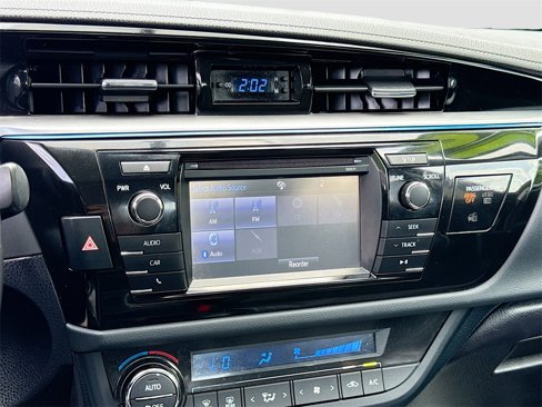 Used 2016 Toyota Corolla S image 17