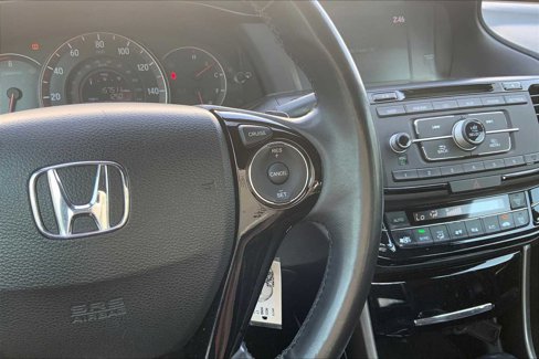 Used 2017 Honda Accord Sport image 24