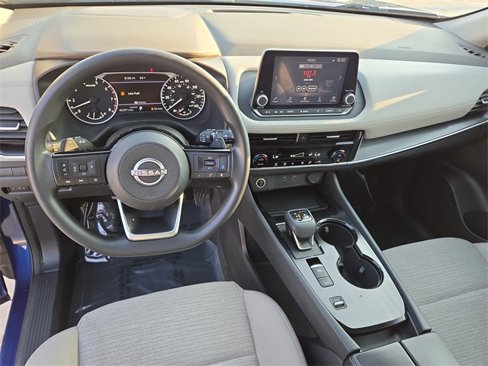 Used 2023 Nissan Rogue SV image 27