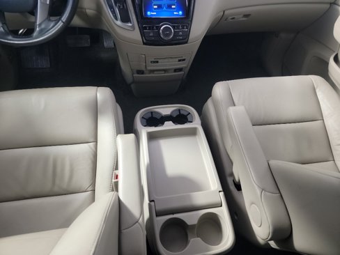 Used 2014 Honda Odyssey Touring Elite image 26