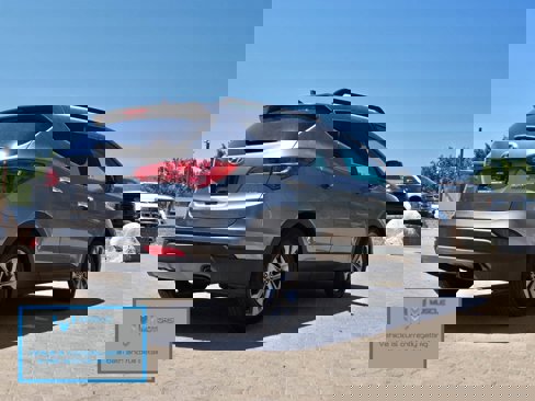 Used 2015 Hyundai Santa Fe Sport image 8