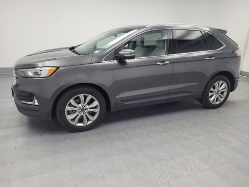 Used 2019 Ford Edge Titanium image 2