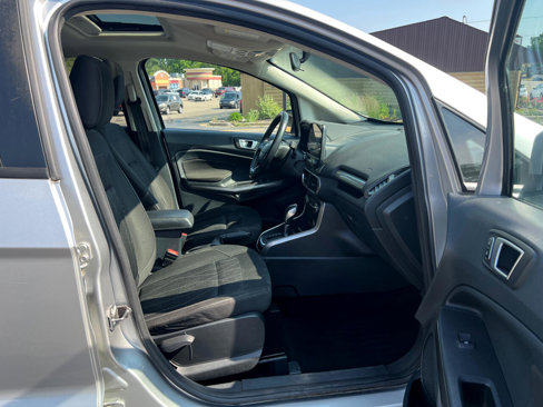 Used 2018 Ford EcoSport SE w/ SE Convenience Package image 42