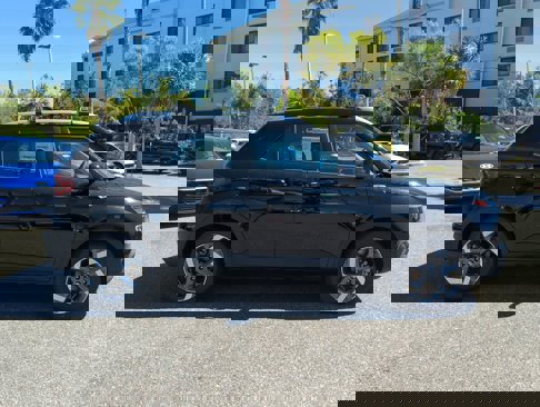 New 2025 Hyundai Venue SEL image 7