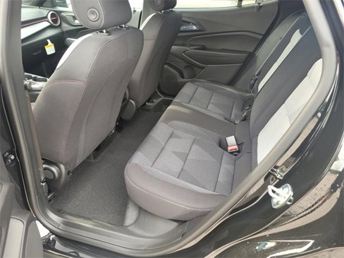 New 2025 Chevrolet Trax RS w/ Driver Confidence Package image 7