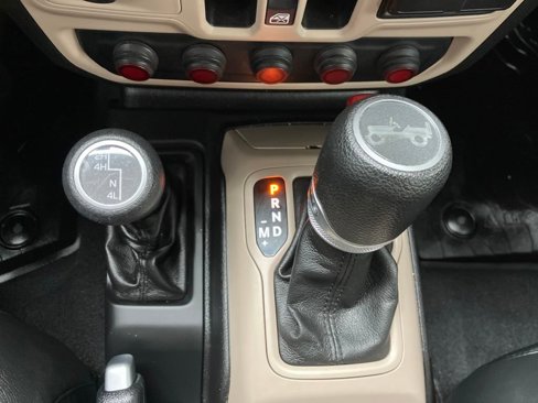 Used 2019 Jeep Wrangler Unlimited Sport S image 24