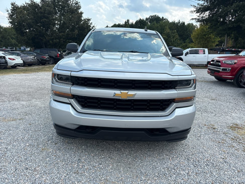 Used 2017 Chevrolet Silverado 1500 Custom w/ Custom Convenience Package image 3