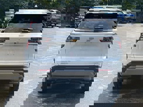 New 2026 Chevrolet Equinox LT w/ LPO, Floor Liner Package image 4