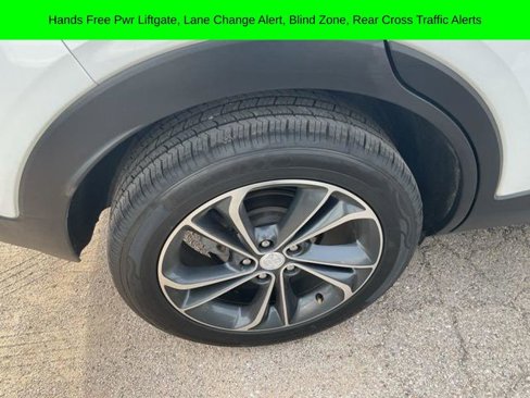 Used 2022 Buick Encore GX Select image 11