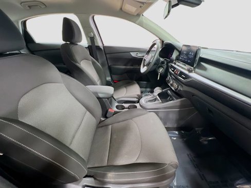 Certified 2023 Kia Forte LXS w/ LXS Technology Package image 25