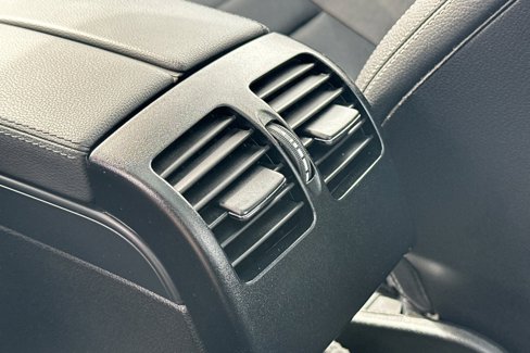 Used 2013 Mercedes-Benz E 550 Coupe image 15
