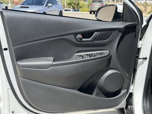 Used 2022 Hyundai Kona SEL image 26
