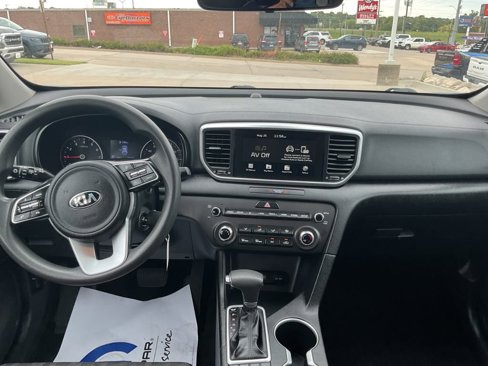 Used 2022 Kia Sportage LX image 12