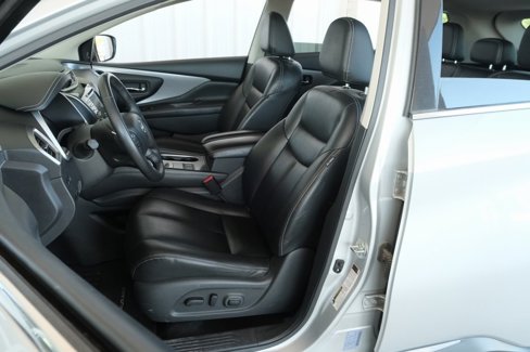 Used 2023 Nissan Murano SV image 16