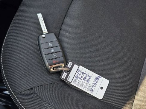 Used 2018 Kia Soul + image 30