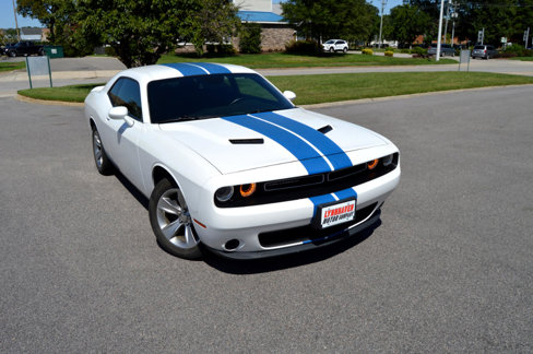 Used 2018 Dodge Challenger SXT image 18
