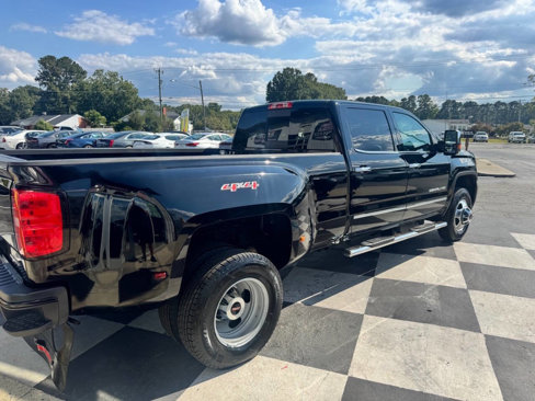 Used 2016 GMC Sierra 3500 Denali w/ Duramax Plus Package image 4