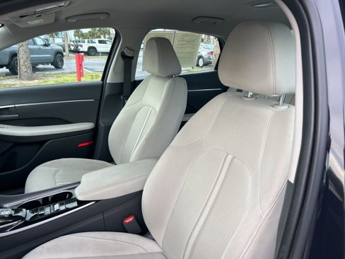 Used 2023 Hyundai Sonata SEL image 15