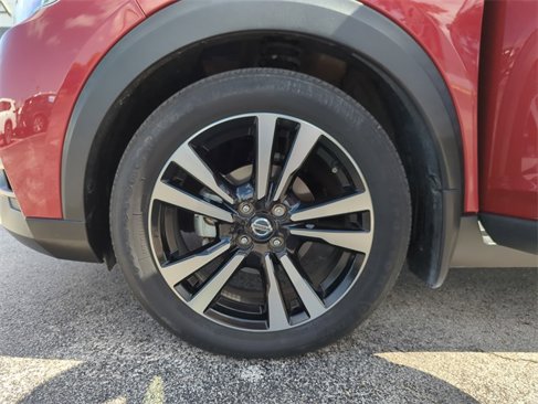 Certified 2020 Nissan Kicks SR image 42