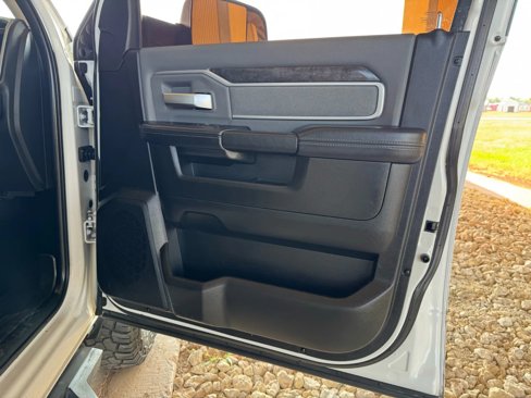 Used 2019 RAM 2500 Big Horn image 29