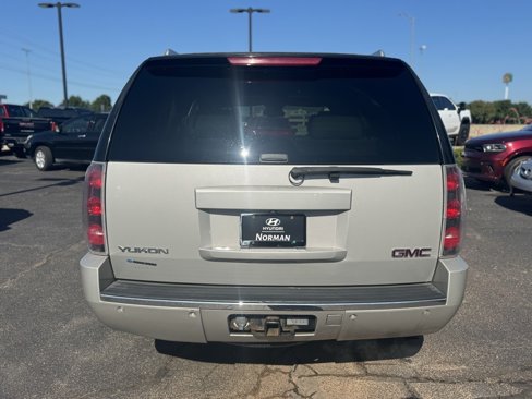 Used 2007 GMC Yukon Denali image 6