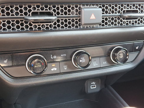Certified 2023 Honda HR-V Sport image 16