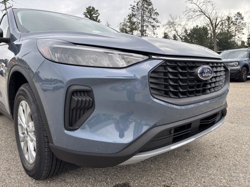 New 2025 Ford Escape Active image 9
