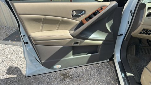 Used 2013 Nissan Murano LE w/ Platinum Pkg image 3
