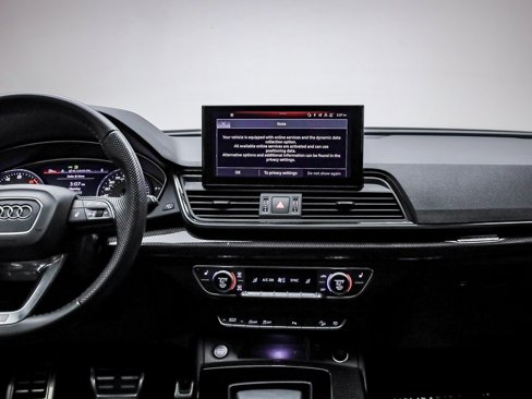 Used 2022 Audi SQ5 Premium w/ Convenience Package image 14
