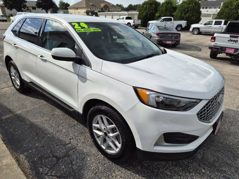 Used 2024 Ford Edge SEL image 1