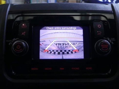 Used 2020 RAM ProMaster 2500 w/ Interior Convenience Group image 10