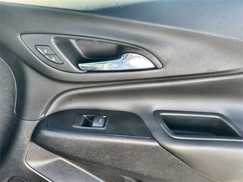 Used 2022 Chevrolet Equinox LT image 24