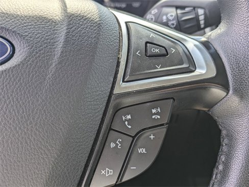 Used 2024 Ford Edge SEL image 25