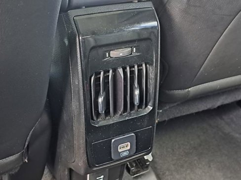 Used 2022 Jeep Compass Limited image 21