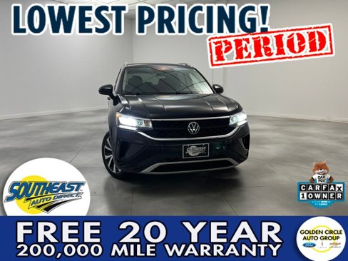 Used 2024 Volkswagen Taos SE image 1