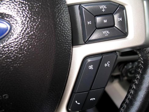 Used 2017 Ford F150 Lariat image 21
