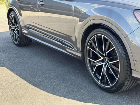 Used 2021 Audi Q7 3.0T Prestige image 13