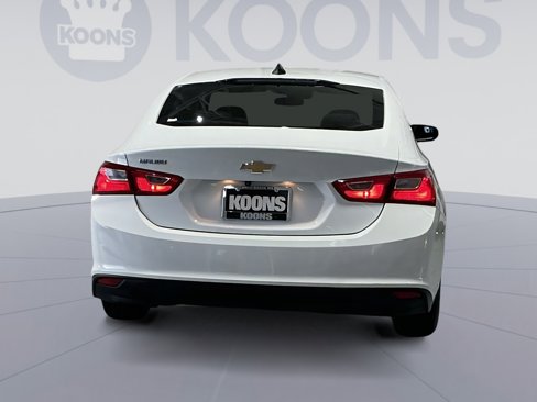 Used 2023 Chevrolet Malibu LS image 15