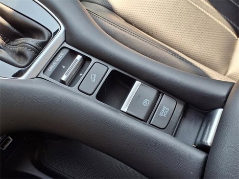 Used 2023 Honda HR-V EX-L image 13