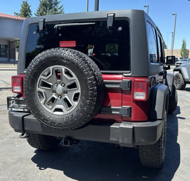 Used 2013 Jeep Wrangler Unlimited Rubicon image 6