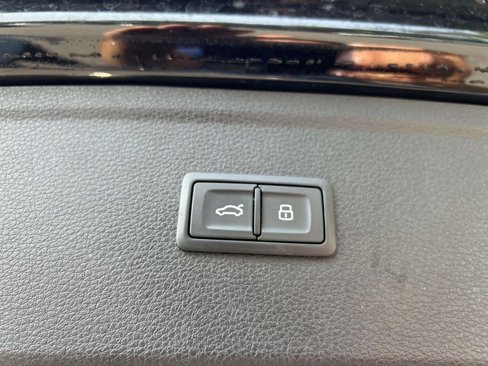 Used 2018 Audi Q5 2.0T Premium Plus w/ Premium Plus Package image 8